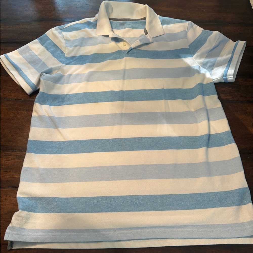 Men’s Old Navy Short Sleeved Polo-Size L